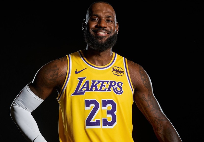 لبرون جیمز